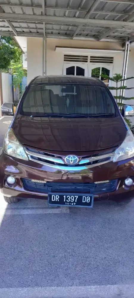 Avanza G 1.3 AT merah bergundi