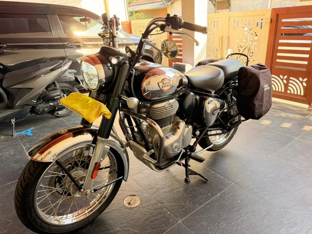 Royal Enfield Classic 350 Emerald Green 2025