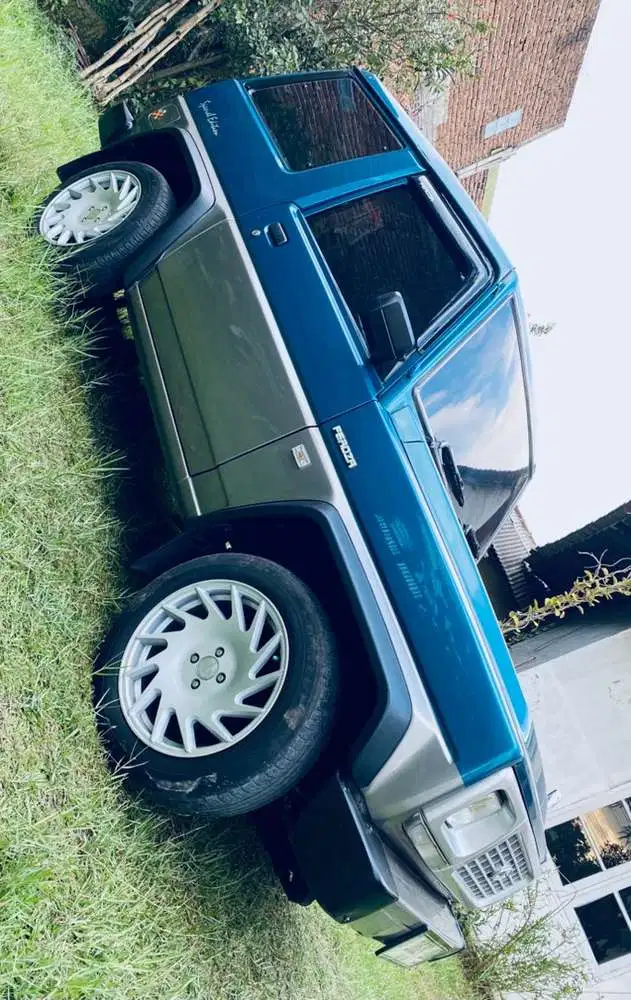 Daihatsu Feroza 1995 Bensin