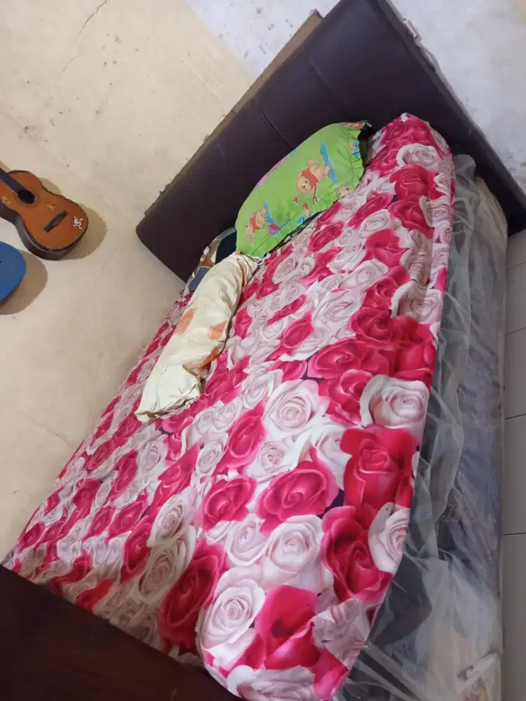 Springbett Merk Central Murah Meriah