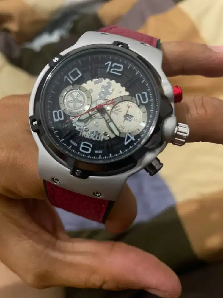 Jam tangan Hublot FERARRI