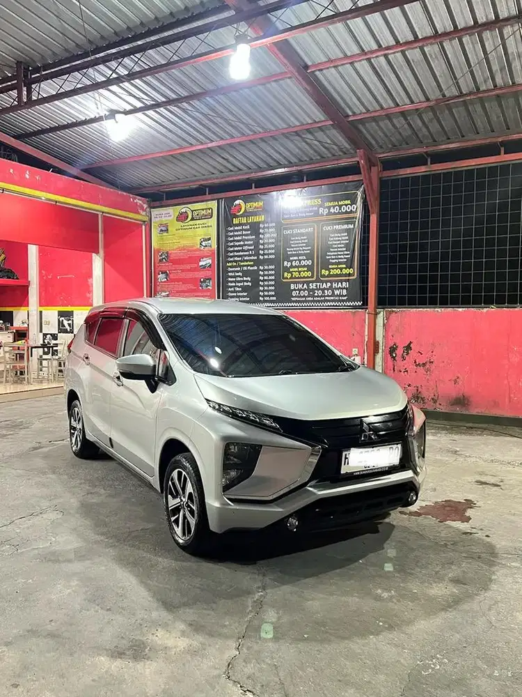 XPANDER EXCEED SILVE MATIC AT NIK 2018 PMK 2019