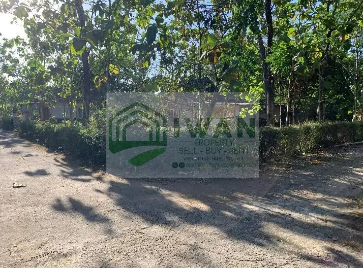 Tanah Pekarangan Luas Bonus Rumah Limasan Hook Dapat 2 Akses Jalan
