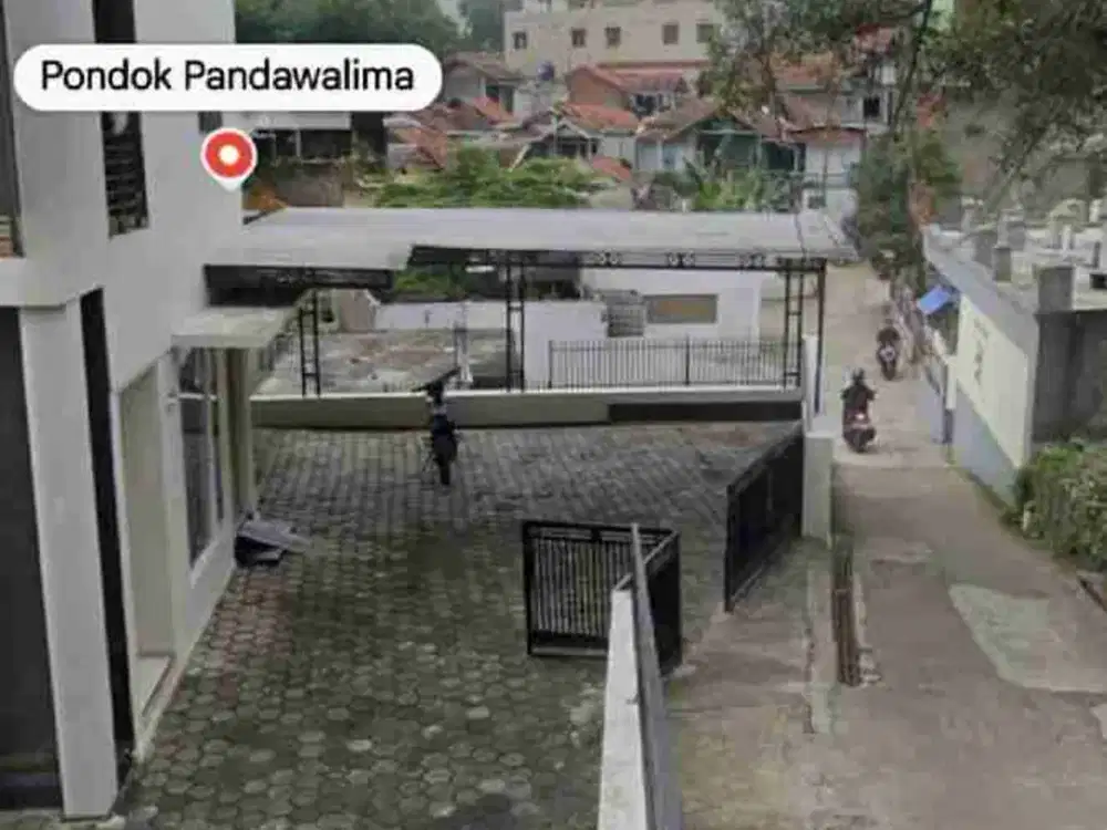 tanah gratis bangunan 7 kamar buat di jadikan kost an area kampus top jabar bisa jalan kaki