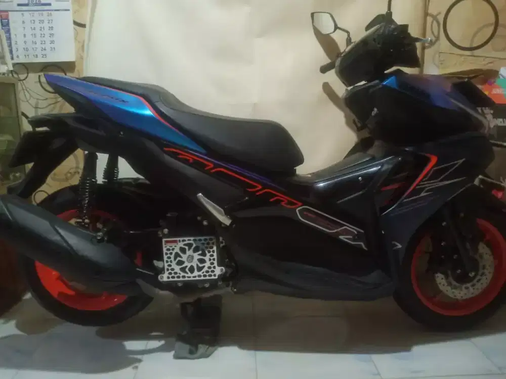 AEROX CYBERCITY 23/24 KM 4500.plat B