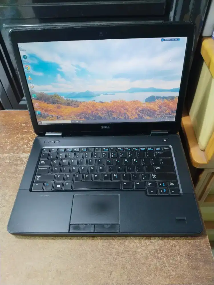 Laptop Core i3 Ram 4 GB Hardisk 750 GB Dell