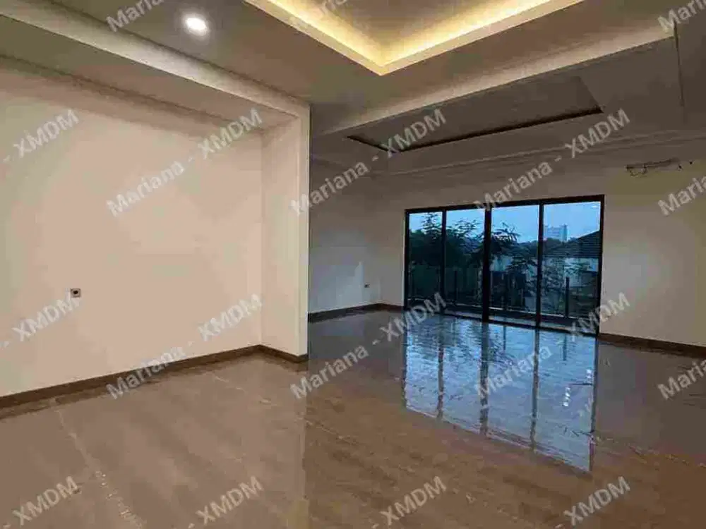 Rumah besar mandiri siap huni