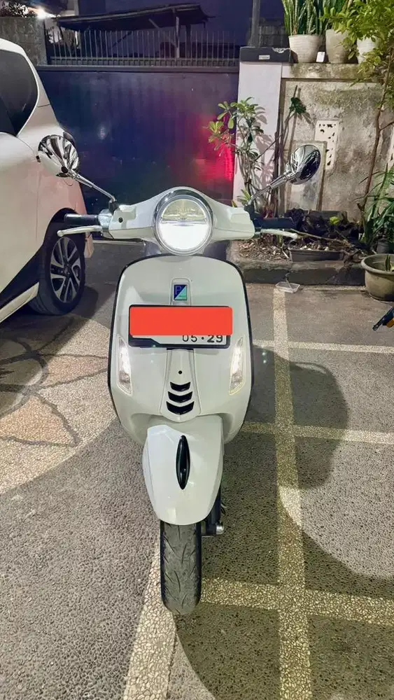 Primavera S 150 White 2019