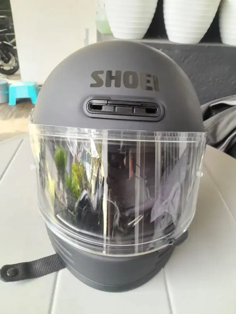SHOEI Original Kondisi Terawat – aksesoris lengkap