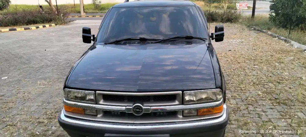 Opel blazer DOHC tahun 2000