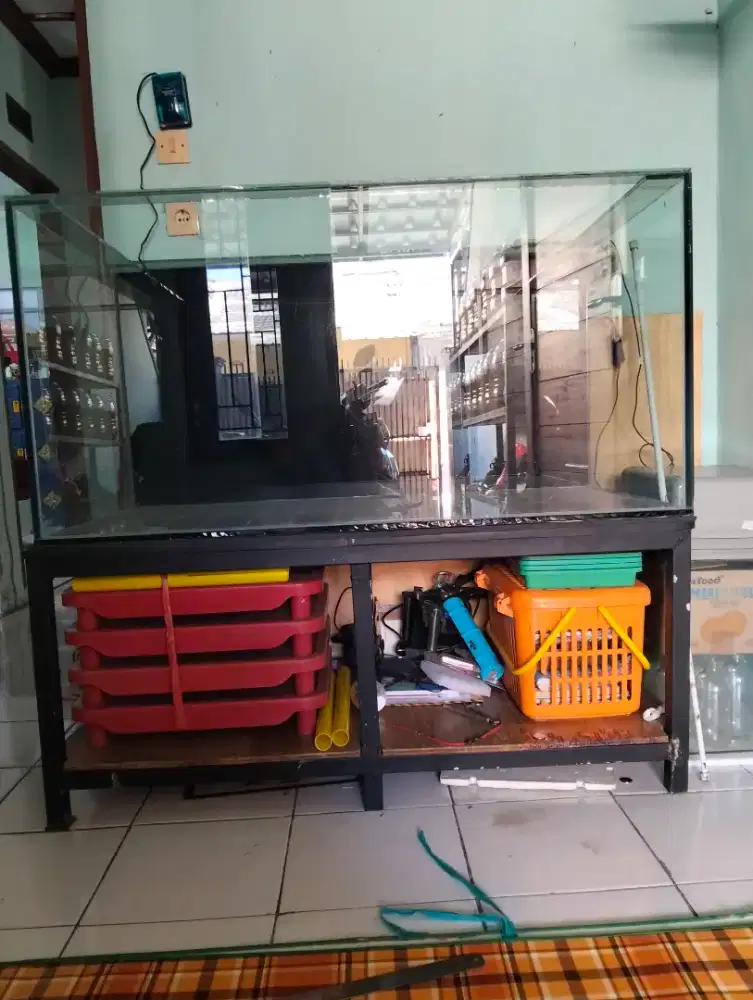 Aquarium baru gress