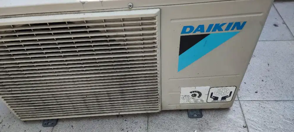 AC Daikin 1/2 PK Super Mini Split Thailand Original Bekas