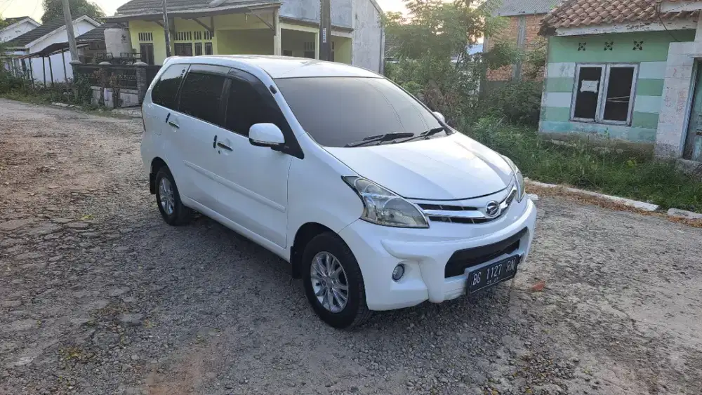 Xenia r sporty tahun 2012
