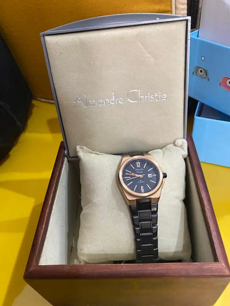 Jam Alexandre Christie Wanita