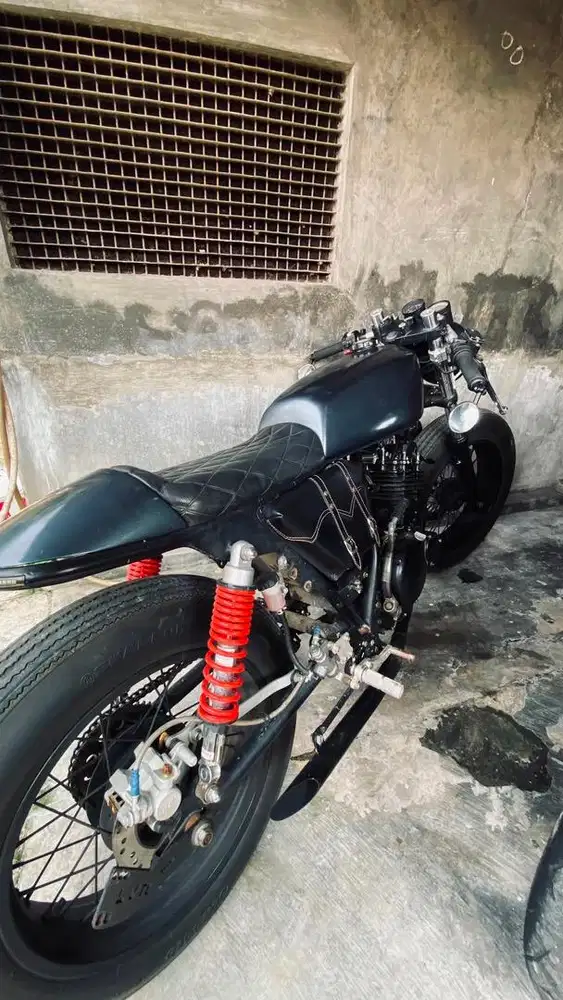 Thunder 250cc Caferacer