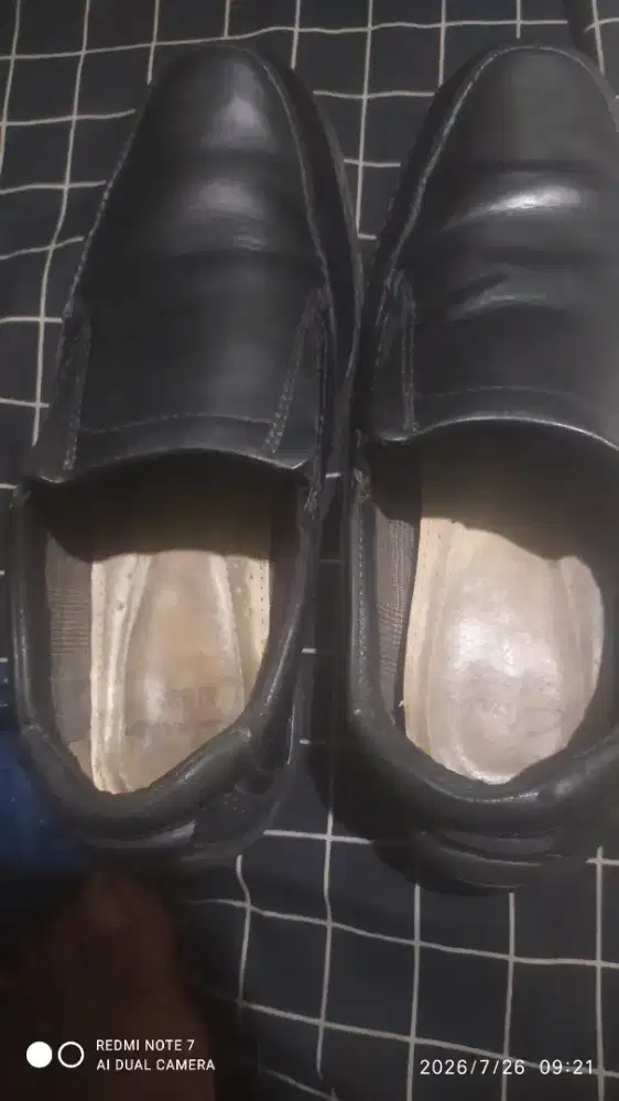 Sepatu Kulit CLARKS