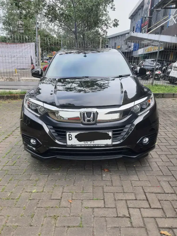 HRV E AT 2019 LOW KM 34 RB PAJAK 04.27 TANGAN PERTAMA LIKE NEW