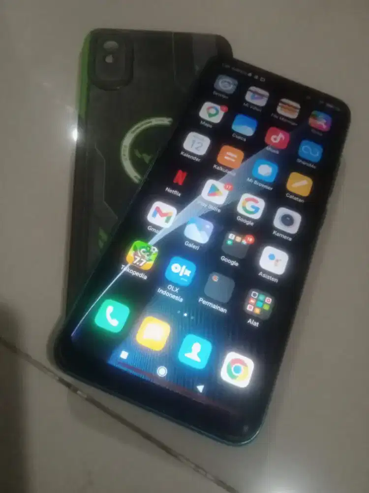 Resmi 9A ram 2/32 smua normal tunggal pake aja suara kenceng batre awt