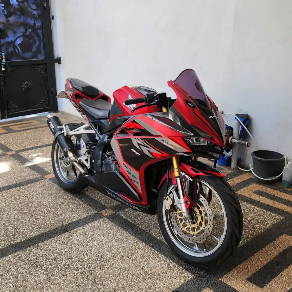 Honda CBR250RR Like New