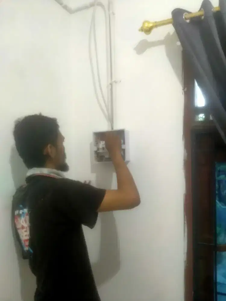 Jasa Instalasi Listrik Rumah • Tambah Stop Kontak • Rapih & Aman