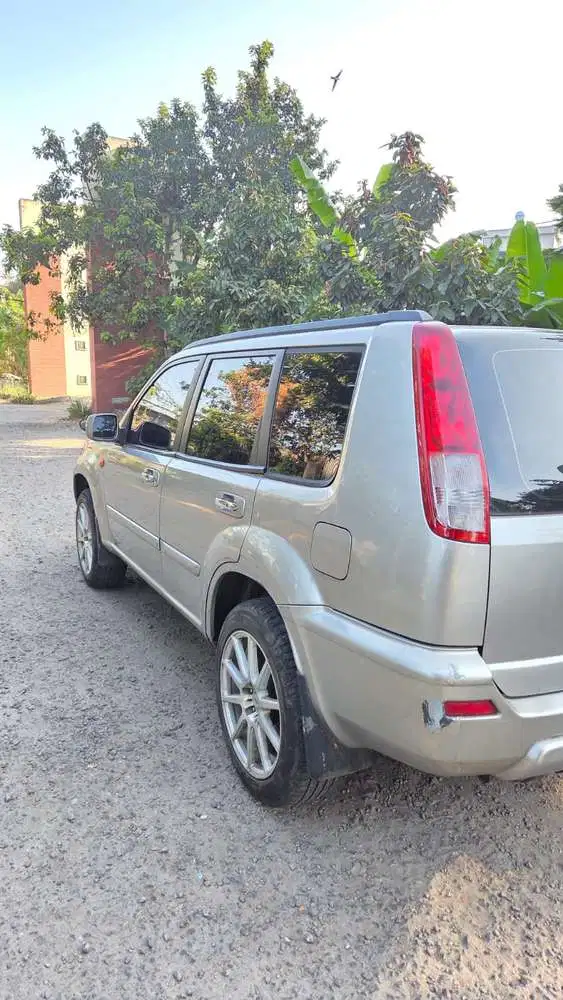 Nissan X-Trail 2005 a/t Bensin