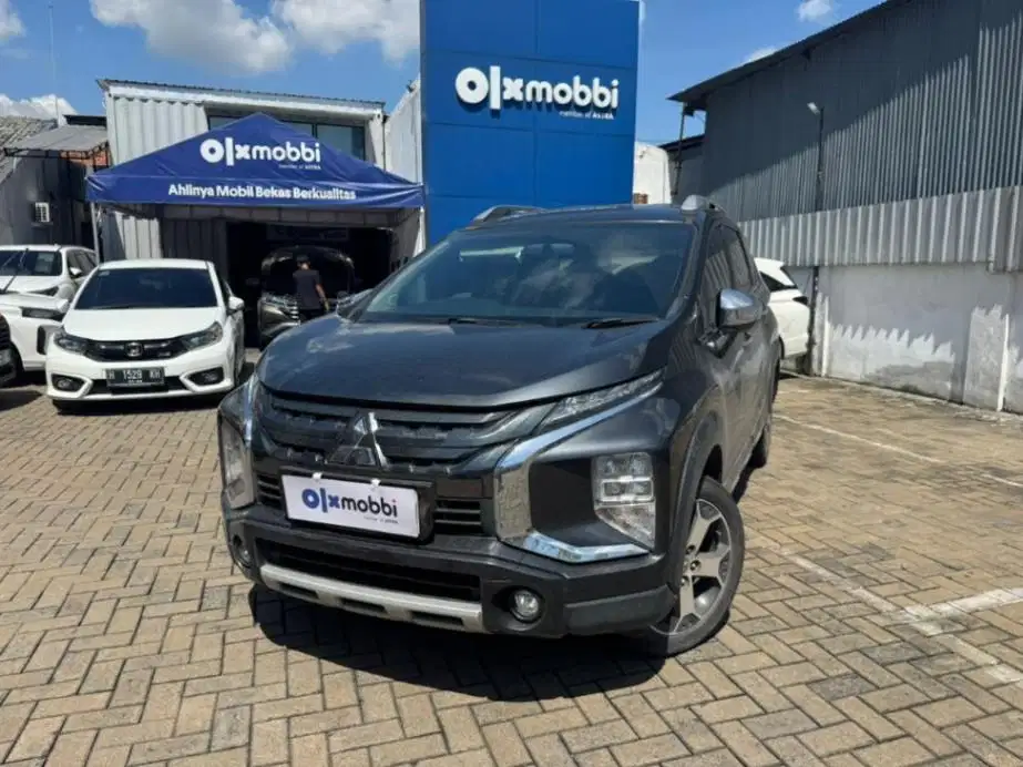XPANDER CROSS 1.5L MANUAL BENSIN TAHUN 2019