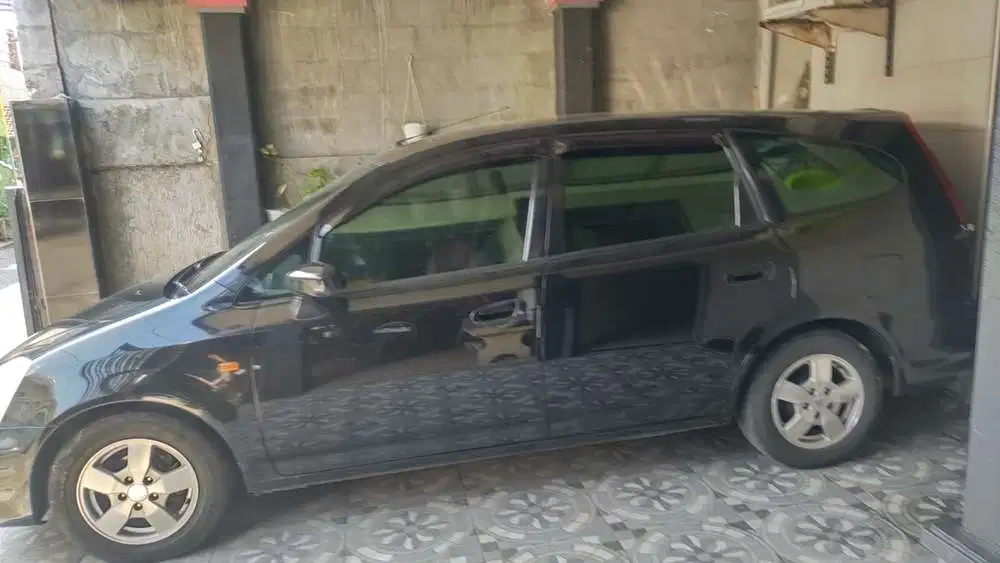Honda Stream 2002 Bensin