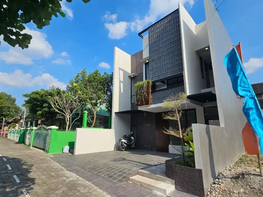 Rumah Mewah Jogja Dekat Kampus & Mall Candi Gebang Sleman