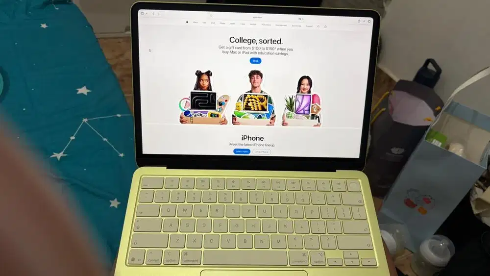 Macbook Neo Citrus 8/512Gb - Like New