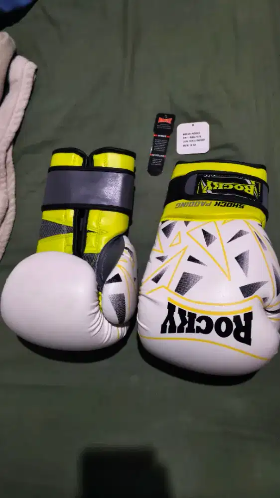 Glove Rocky Original 14OZ official rocky