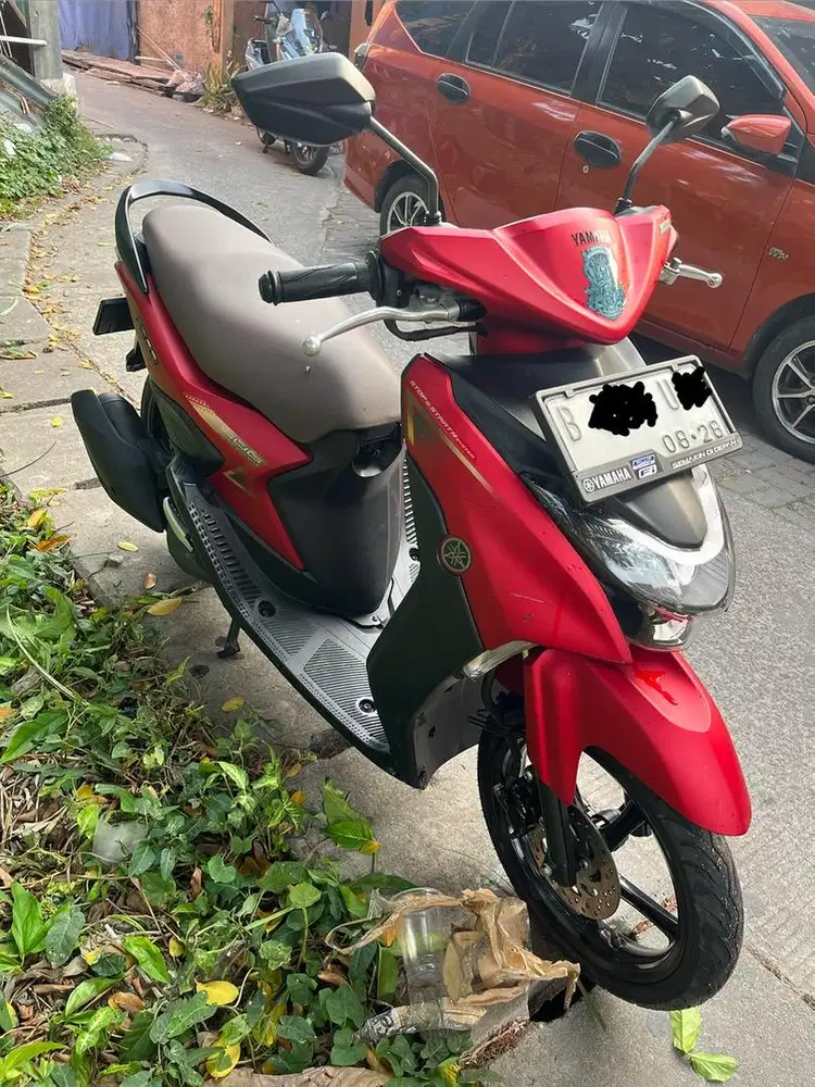 Yamaha gear 125 S merah