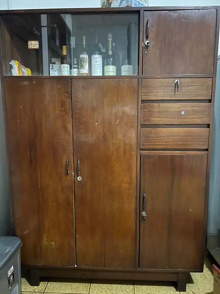 Lemari Buffet Peralatan Dapur dari Jati