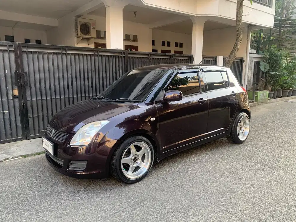 Suzuki Swift 2011 Bensin