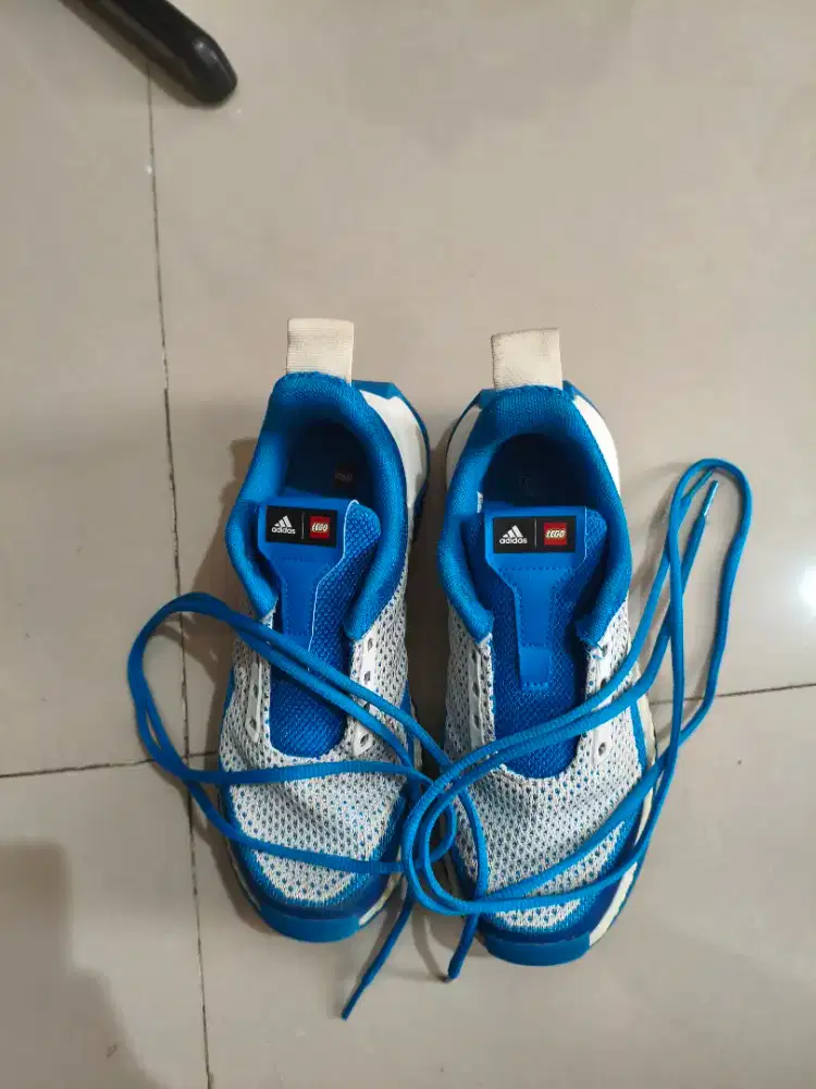 Jual Sepatu Bekas ukuran Anak merk Adidas