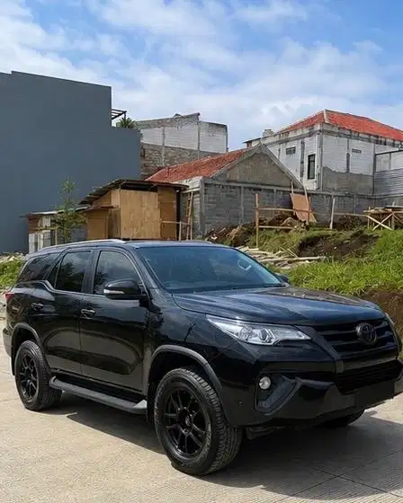 Toyota fortuner G 2016