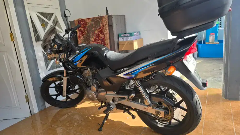 Honda Tiger 2006