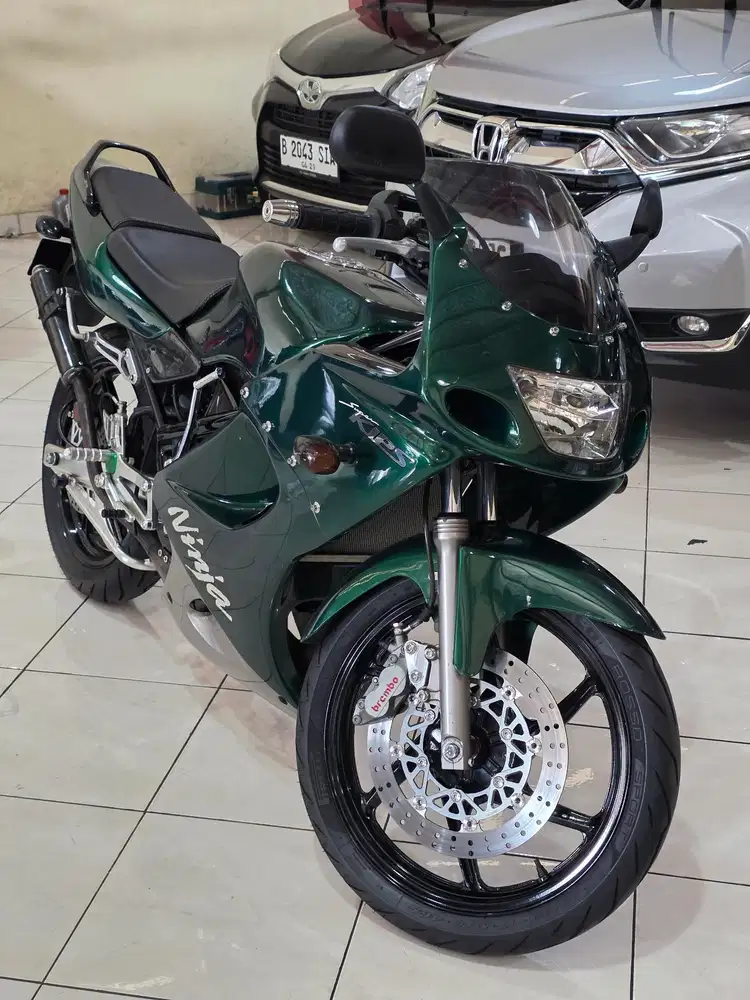 Kawasaki ninja 150 2011 fullspeck