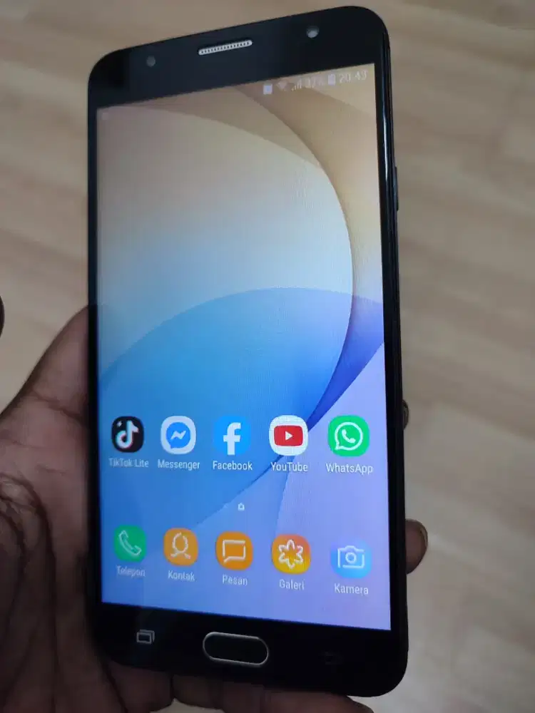 Samsung J7 prime Ram 3/32