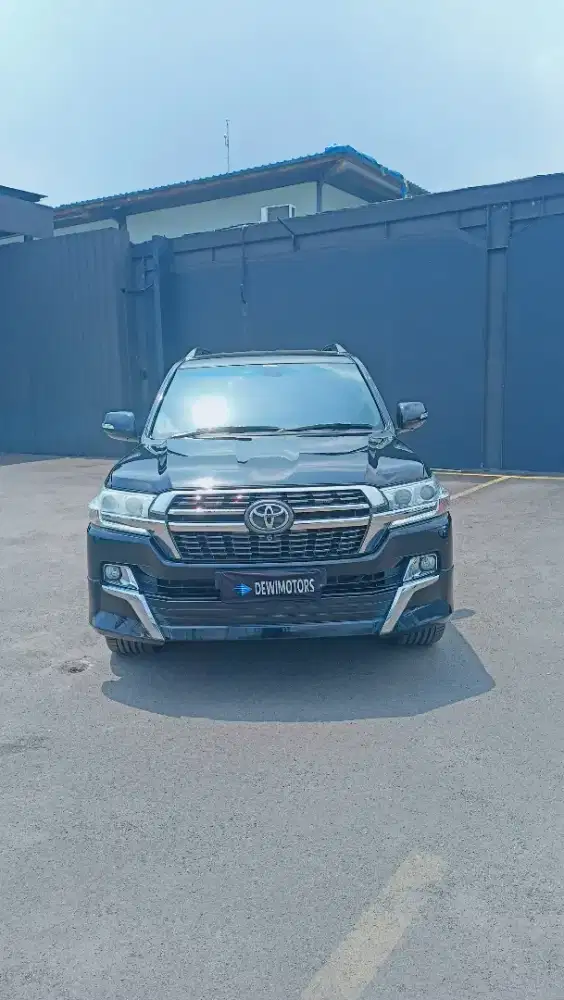 Land Cruiser ZX200