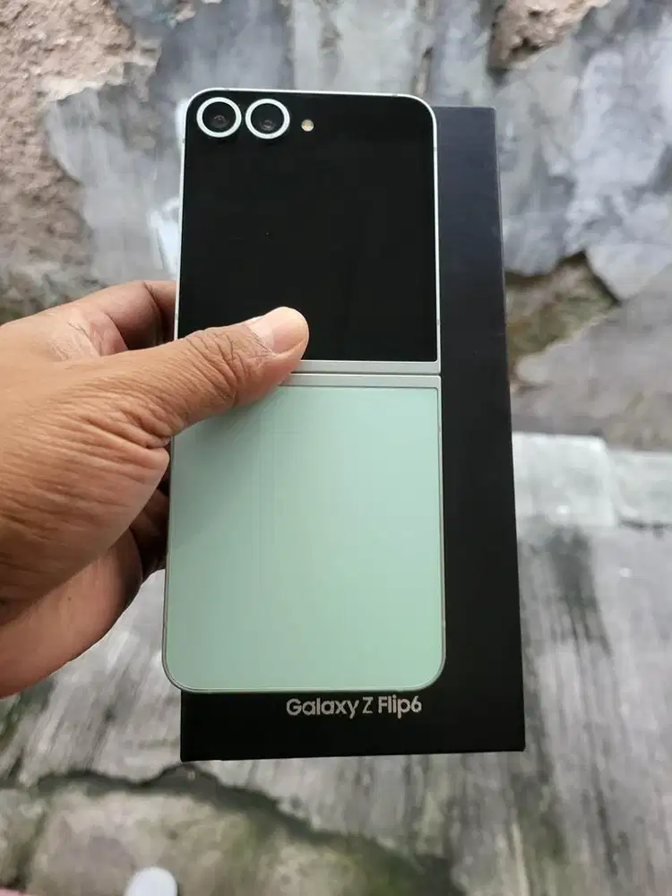Samsung Z Flip 6 Ram 12/512 Resmi