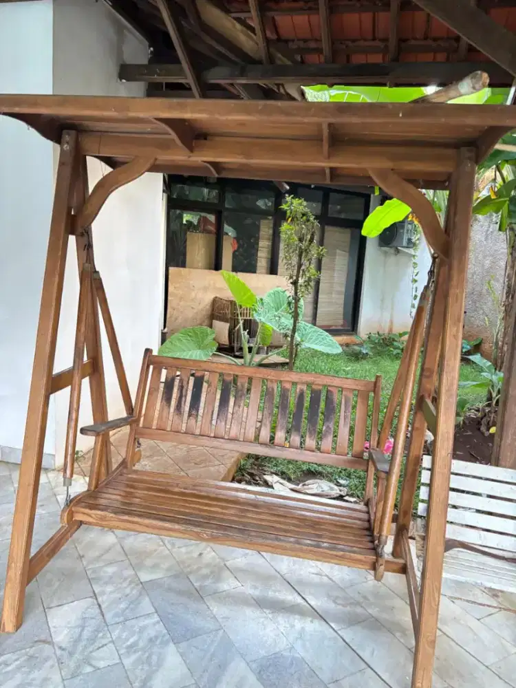 Ayunan kayu jati