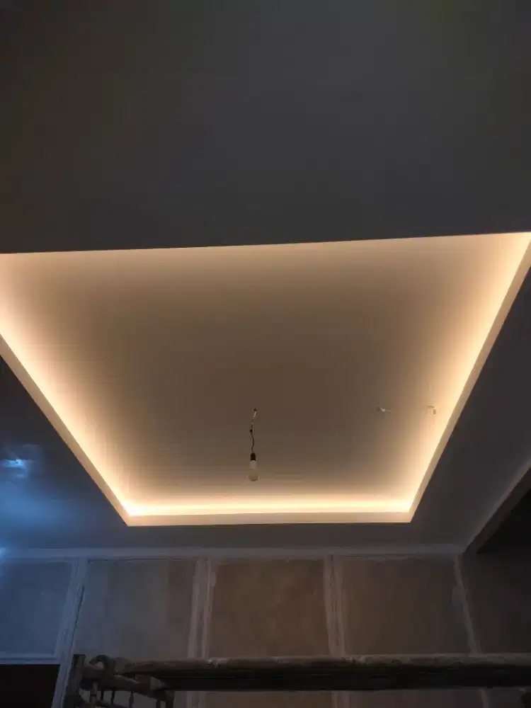 Gratis pasang jika hasil kami mengecewakan. Jasa dekor plafon gypsum