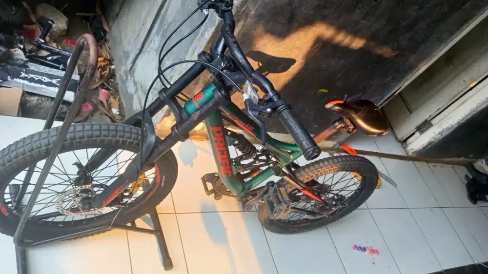 Sepeda pacific cross 1.0