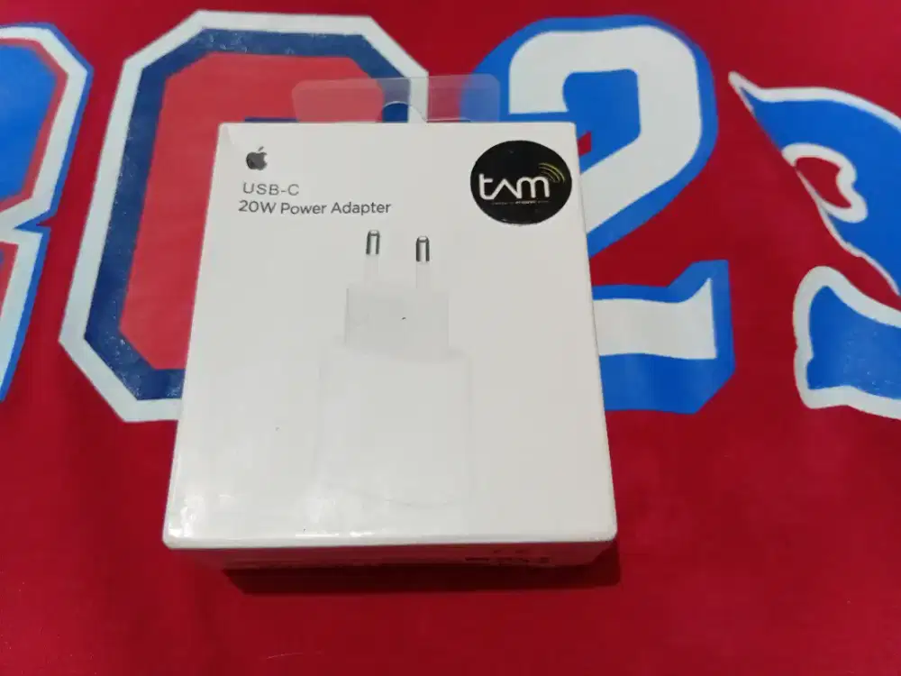 Adaptor Original Tam Distributor Iphone 20watt Tipe C(New)