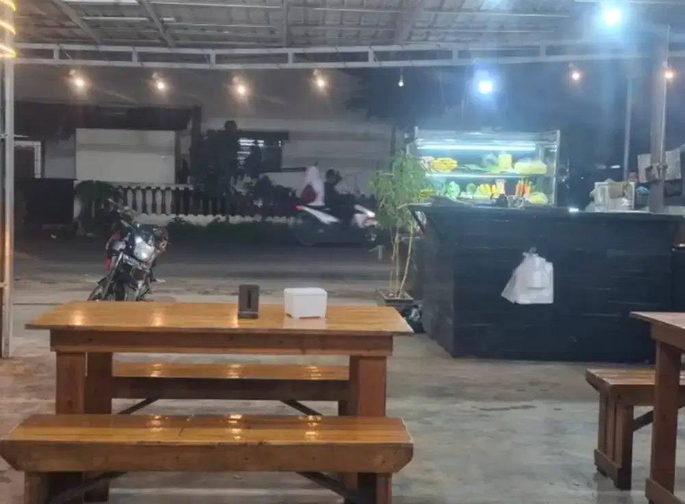 Di butuhkan tukang masak mie balap dan buat kfc , lokasi deli tua