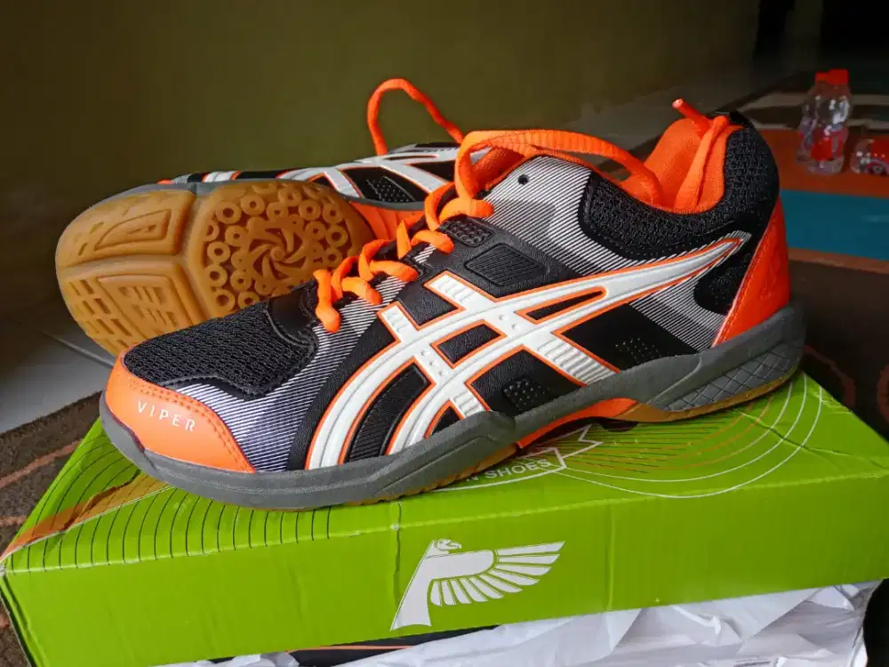 Sepatu Badminton Professional seri Viper size 41