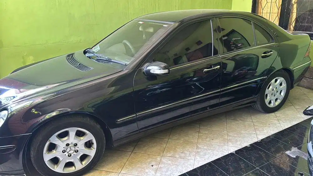 Mercedes-Benz C230 2007 Bensin