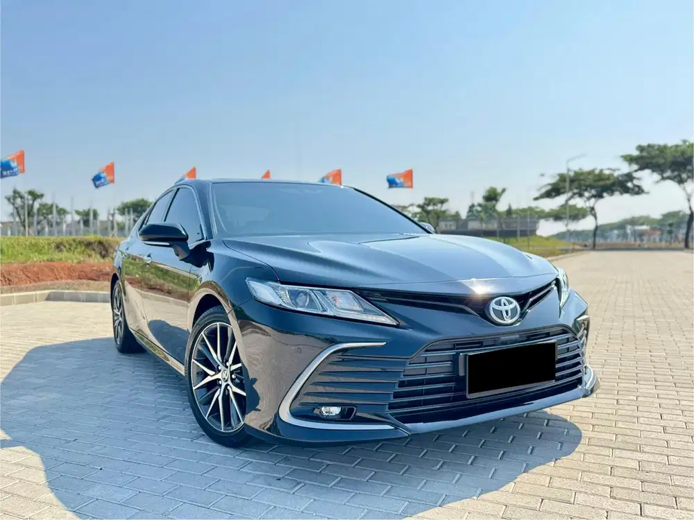 (KM 19 RIBU) Toyota Camry 2.5 V Facelift Hitam 2022 LIKE NEW