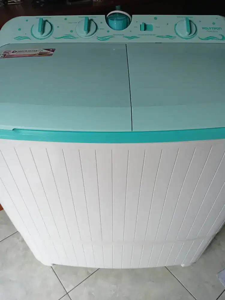 Dijual mesin cuci polytron kap 9kg