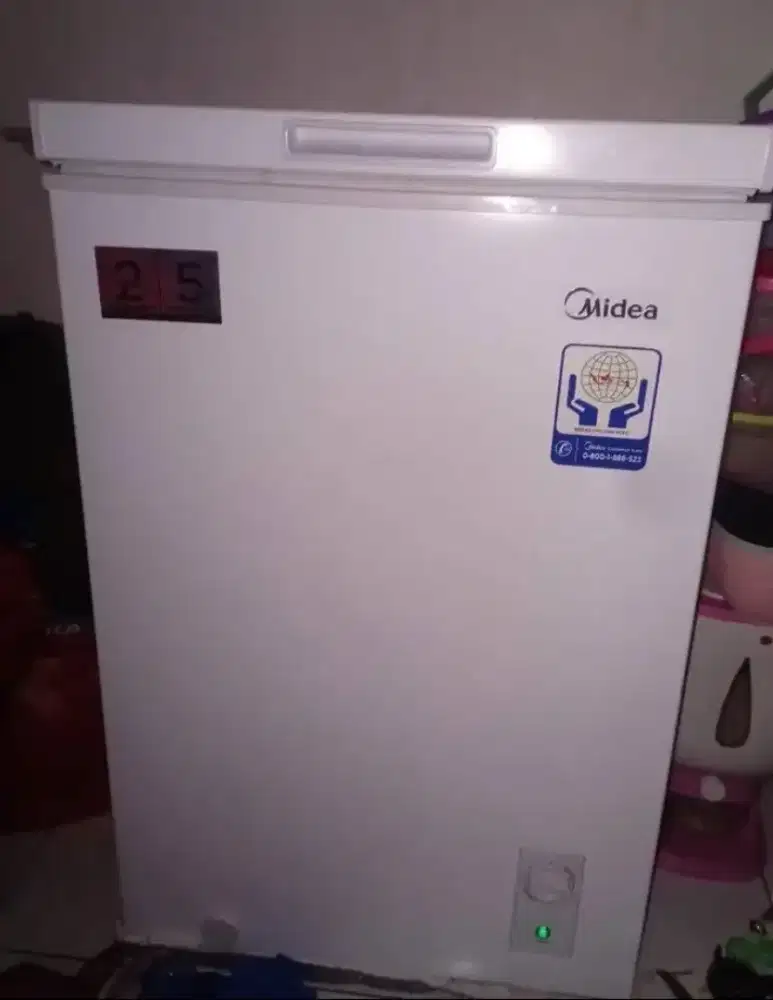 JUAL MIDEA FREEZER
